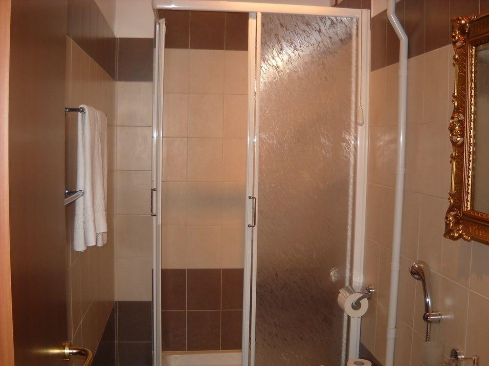 Rome'S Best Holidays Guest House ภายนอก รูปภาพ